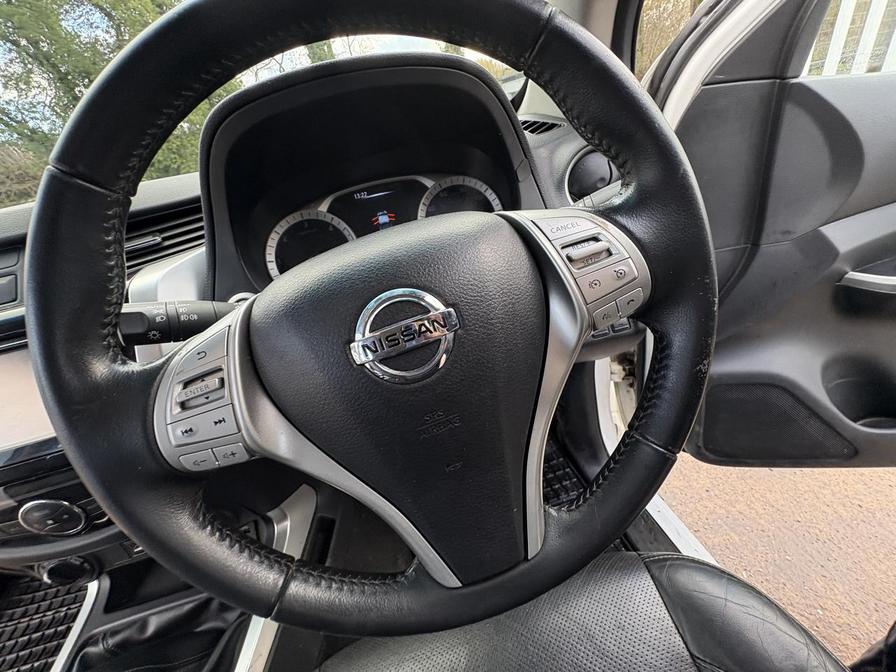 2016 Nissan NP300 Navara – Model: NP300 Navara Tekna dCi – BK66OFG