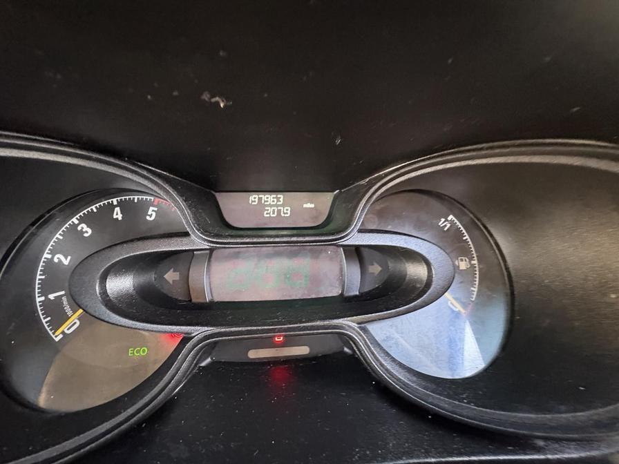 2016 Vauxhall Vivaro Combi – Model: Vivaro  Combi CDTi S/S – DY16BHP