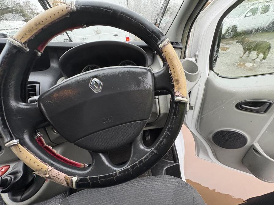 2010 Renault Trafic – Model: Trafic SL29 DCI 115 – HY60WZX