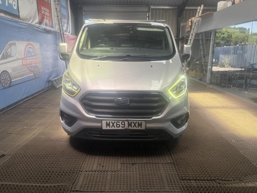 2019 Ford Transit Custom – Model: Transit Custom 300 Limited EcoBlue – MX69MXM