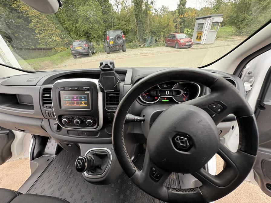 2020 Renault Trafic – Model: Trafic LL30 Sport Energy dCi – LV70EXA