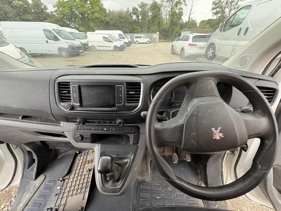 2017 Peugeot Expert – Model: Expert Professional Standard Blue HDi – SD17ZTO