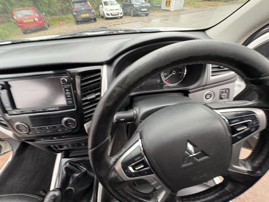 2017 Mitsubishi L200 – Model: L200 Warrior DI-D – DX17SFF/C17KRO