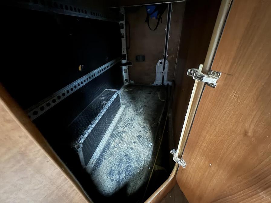 2007 Mercedes-Benz Sprinter – Model: Sprinter 311 CDI LWB – FX57WND