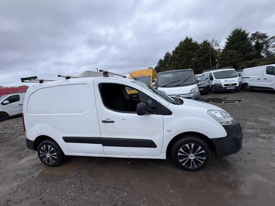 2017 Peugeot Partner – Model: Partner Professional L1 Blue HDi – NV17LRZ