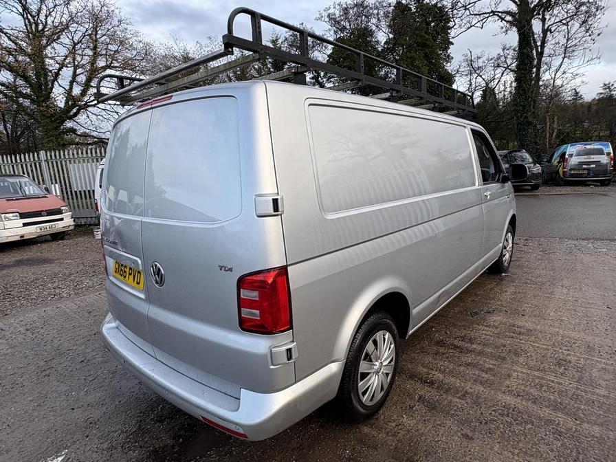 2016 Volkswagen Transporter – Model: Transporter T30 Trendline TDI BlueMotion Technology – GX66PVD
