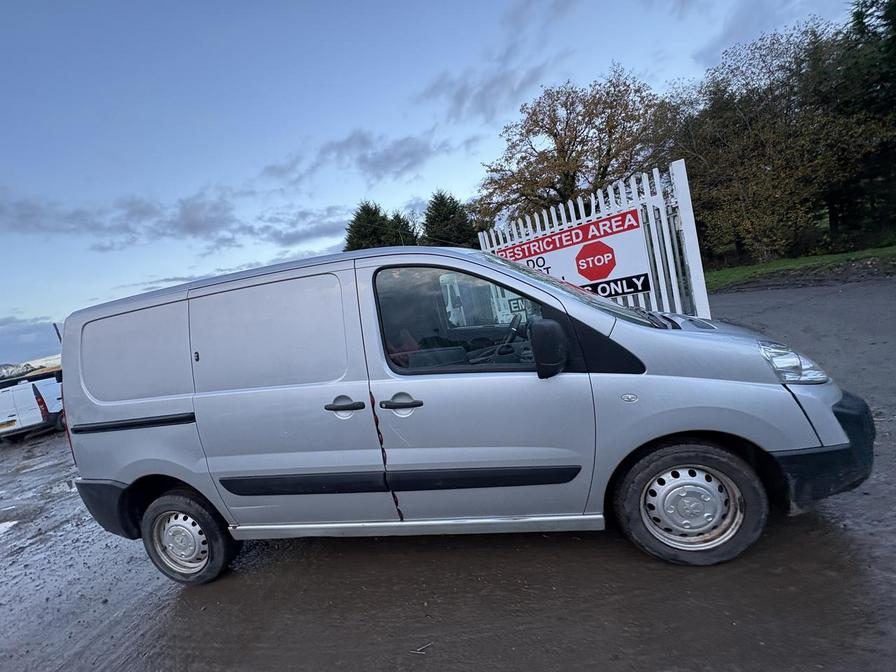 2015 Peugeot Expert – Model: Expert 1000 L1H1 Professional HDi – BD15AFN