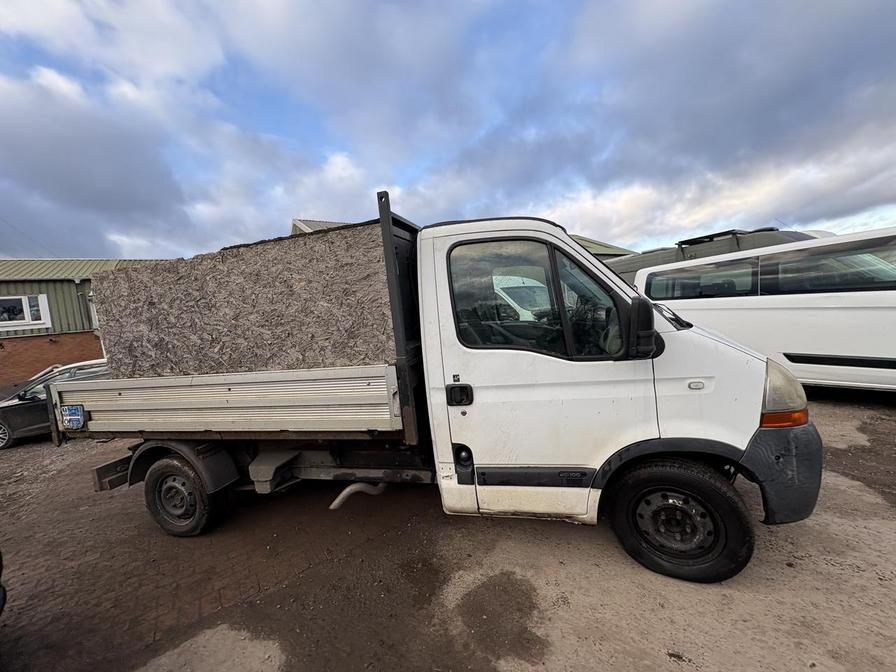 2006 Renault Master – Model: Master CCML35 dCi 100 MWB – FE56JHY