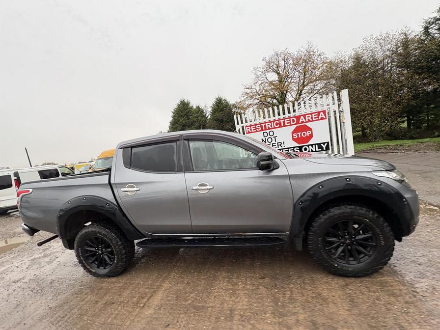 2018 Mitsubishi L200 – Model: L200 Barbarian DI-D – YD67RKZ
