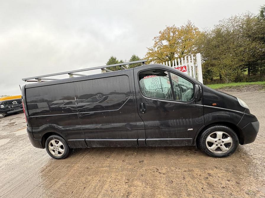 2013 Vauxhall Vivaro – Model: Vivaro 2900 Sportive CDTi LWB – DA63WZL