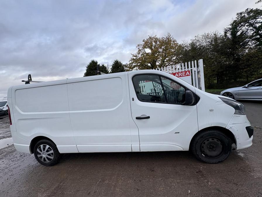 2017 Vauxhall Vivaro – Model: Vivaro  2900 Sportive CDTi – DN67TGE