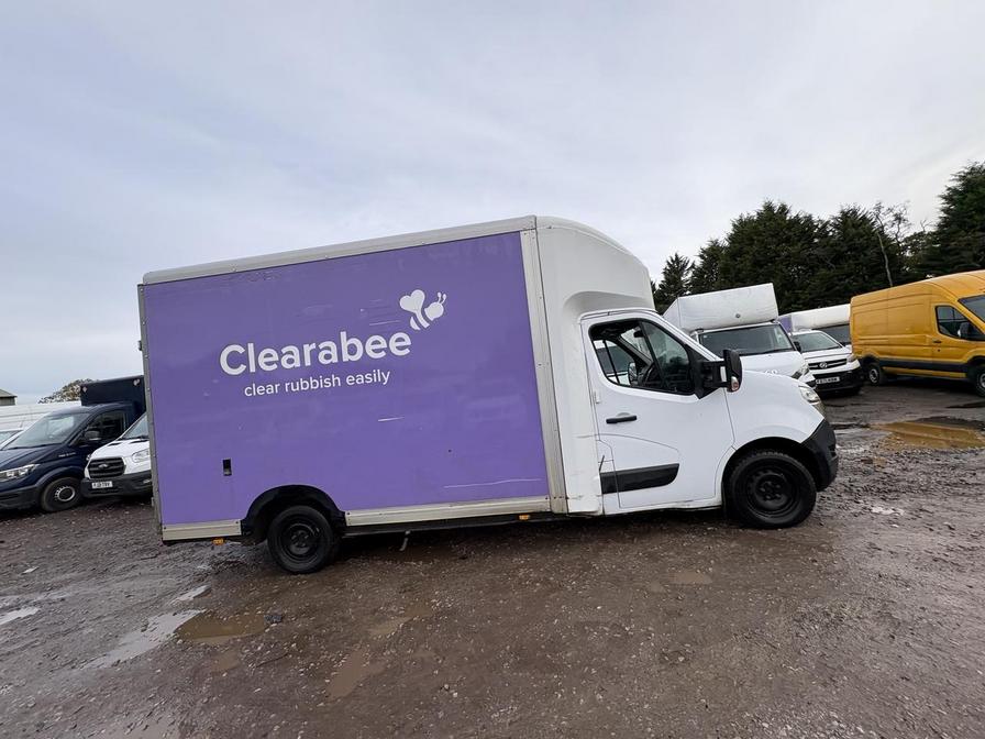 2023 Nissan Interstar – Model: Interstar Tekna DCI – DX23CNC