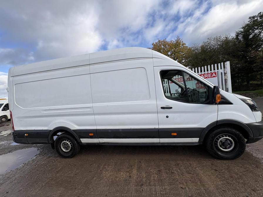 2017 Ford Transit – Model: Transit 350 – YN17VVB