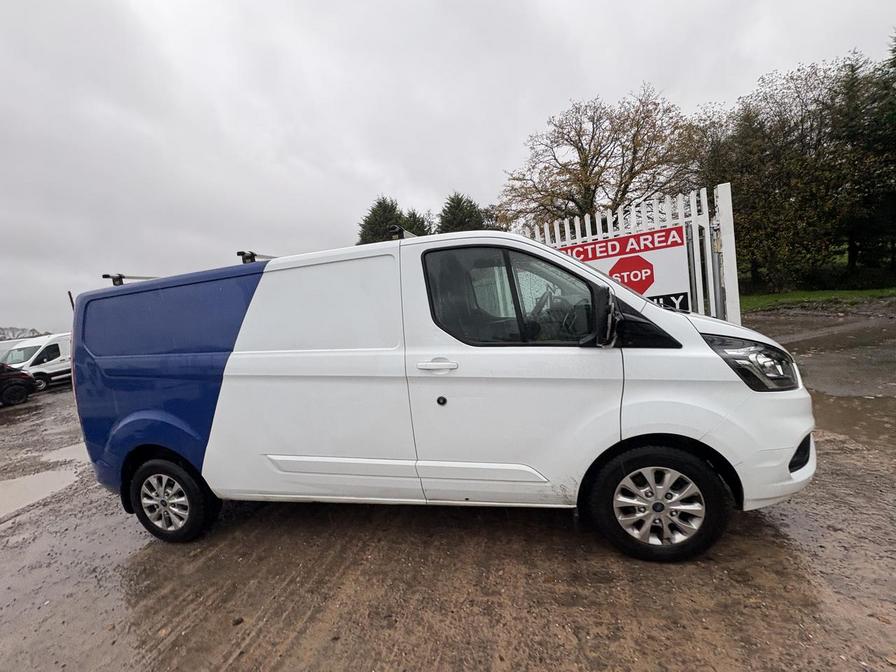 2022 Ford Transit Custom – Model: Transit Custom 300 Limited EcoBlue – YE22UPV