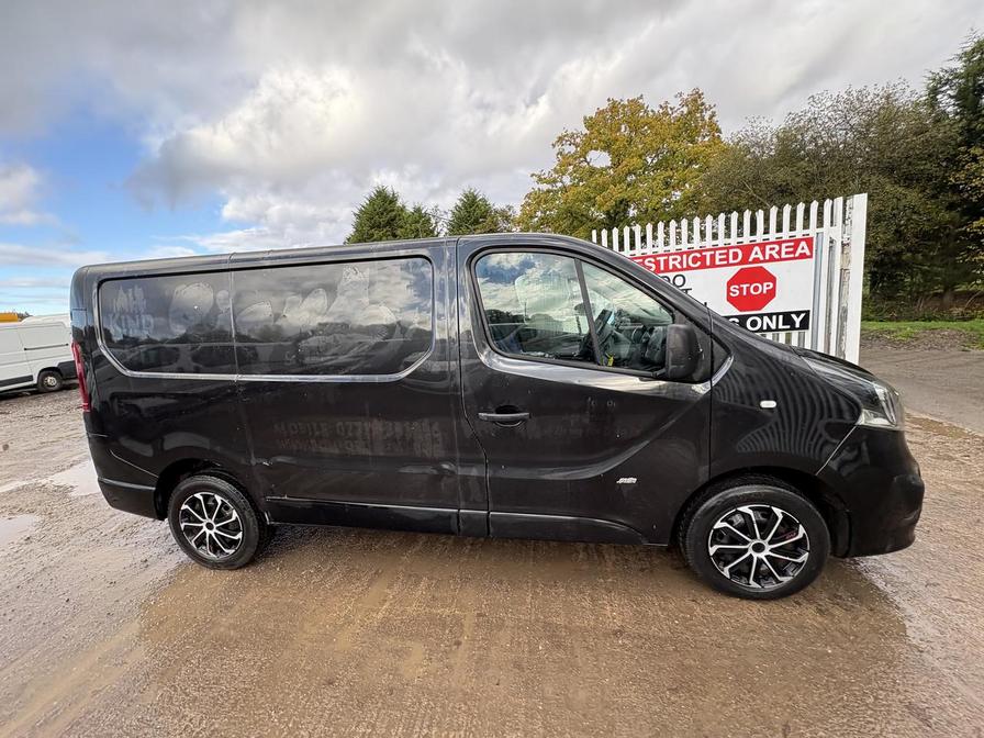 2016 Vauxhall Vivaro – Model: Vivaro  2700 Sportive CDTI – DY16OYC