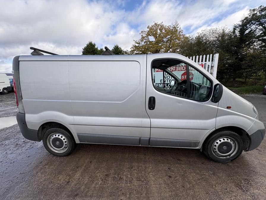 2011 Vauxhall Vivaro – Model: Vivaro 2700 CDTi 113 SWB – FG61YSY