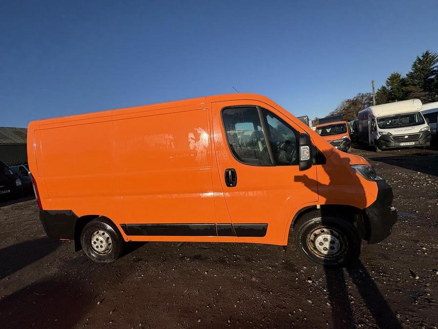 2020 Citroen Relay – Model: Relay 33 L1H1 Enterprise Blue HDi S/S – FY70FXX