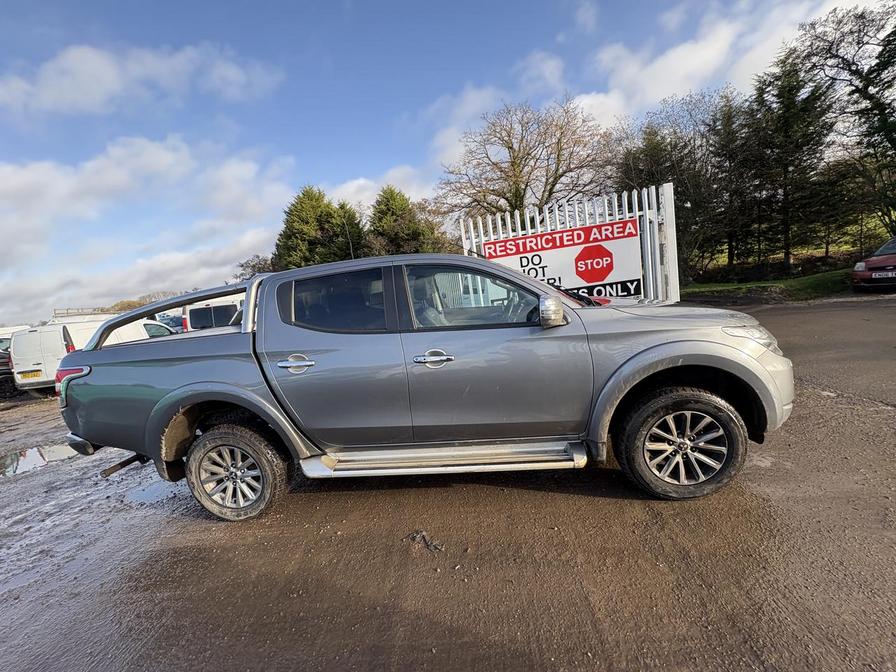 2018 Mitsubishi L200 – Model: L200 Barbarian DI-D Auto – VO68CZM