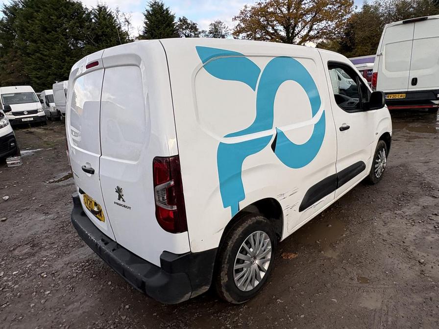 2020 Peugeot Partner – Model: Partner Professional L1 Blue HDi – CV20AMX