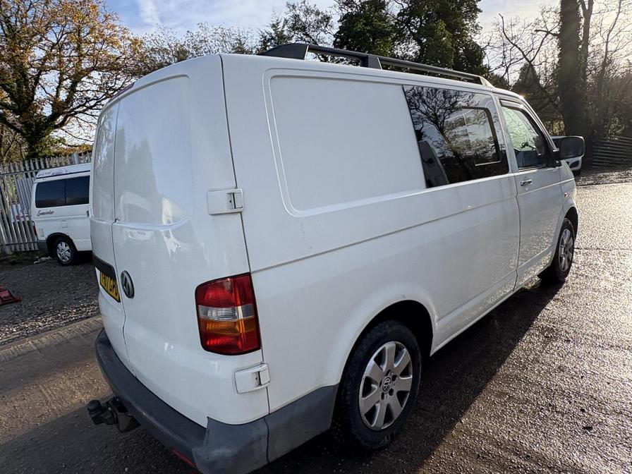 2007 Volkswagen Transporter – Model: Transporter T28 102 TDI SWB – YY07GPU