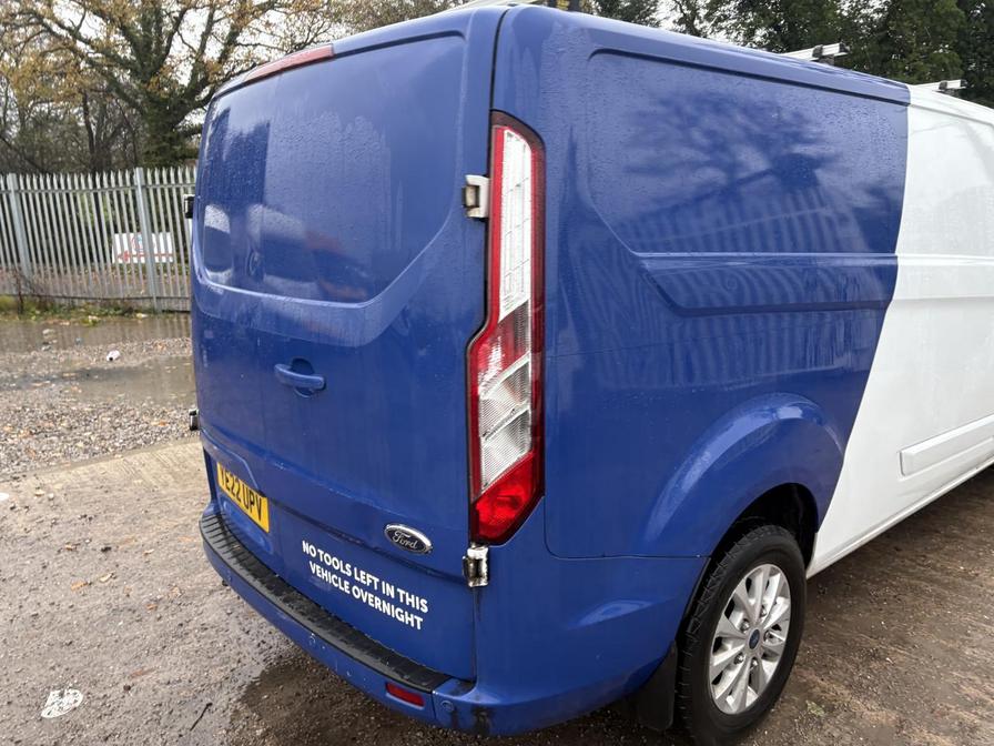 2022 Ford Transit Custom – Model: Transit Custom 300 Limited EcoBlue – YE22UPV