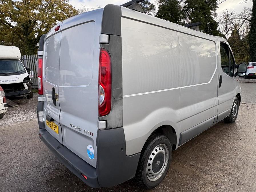 2011 Vauxhall Vivaro – Model: Vivaro 2700 CDTi 113 SWB – FG61YSY