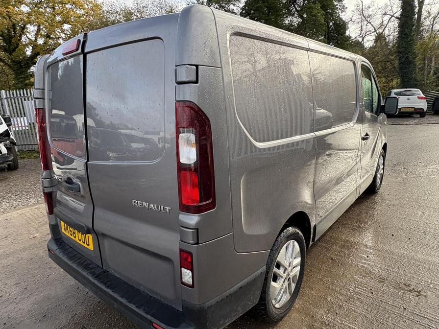 2018 Renault Trafic – Model: Trafic SL27 Sport Nav dCi – AK68COU