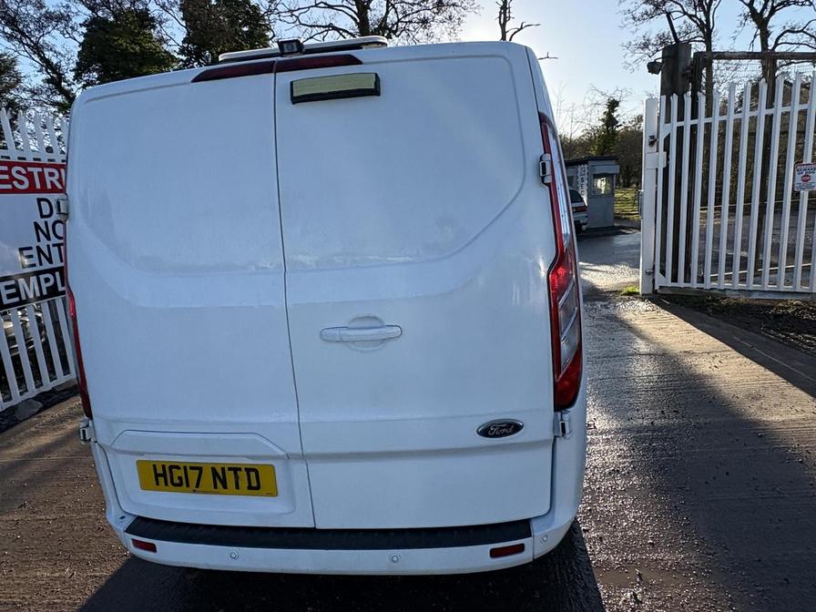 2017 Ford Transit Custom – Model: Transit Custom 270 Limited – HG17NTD