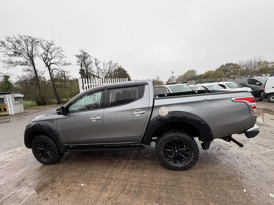 2018 Mitsubishi L200 – Model: L200 Barbarian DI-D – YD67RKZ
