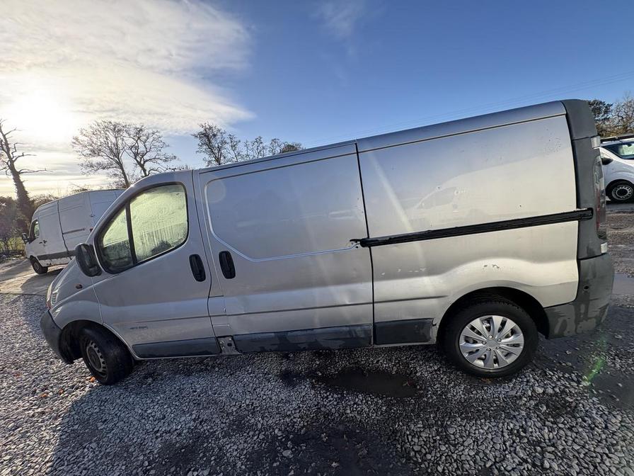 2005 Renault Trafic – Model: LL29 dCi 100 – BN05LSV