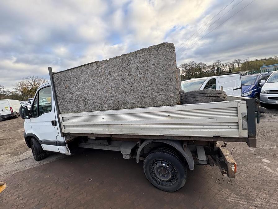 2006 Renault Master – Model: Master CCML35 dCi 100 MWB – FE56JHY
