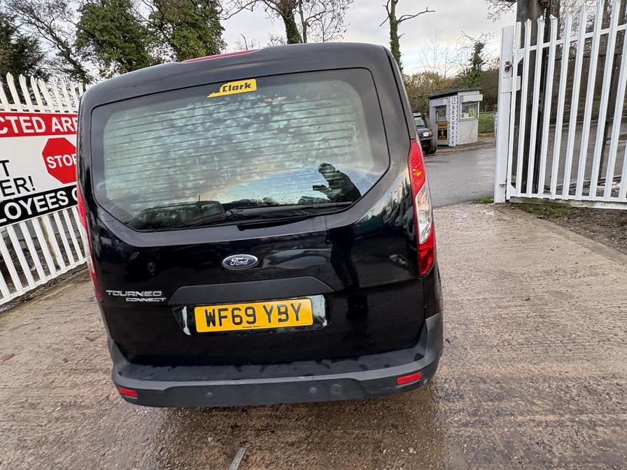 2019 Ford Tourneo Connect – Model: Tourneo Connect Zetec TDCi – WF69YBY