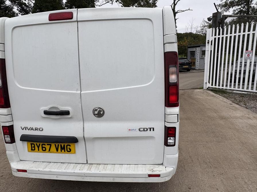 2017 Vauxhall Vivaro – Model: Vivaro  2900 Sportive CDTi – DY67VMG
