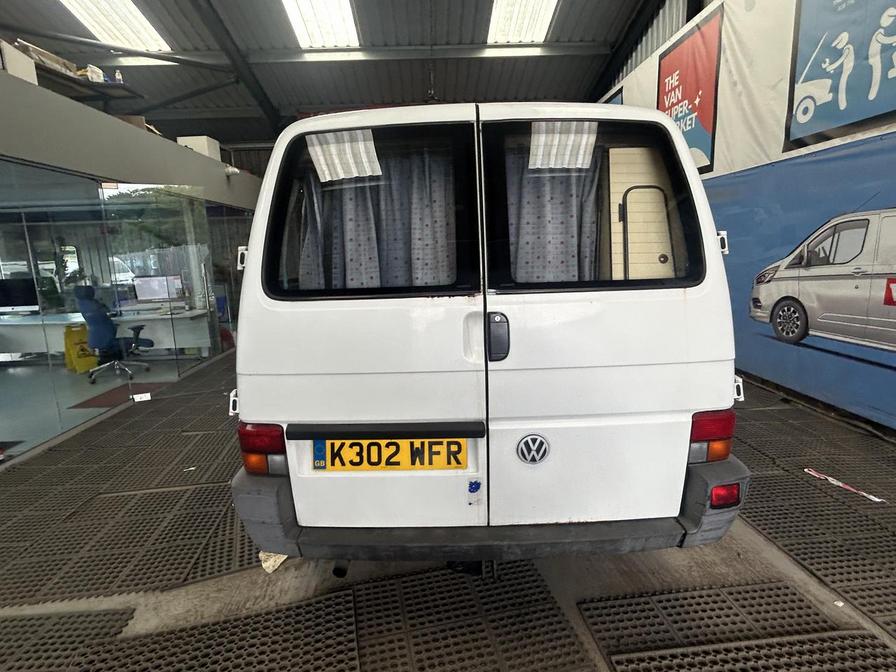 1993 Volkswagen Caravelle – Model: Transporter Caravelle – K302WFR