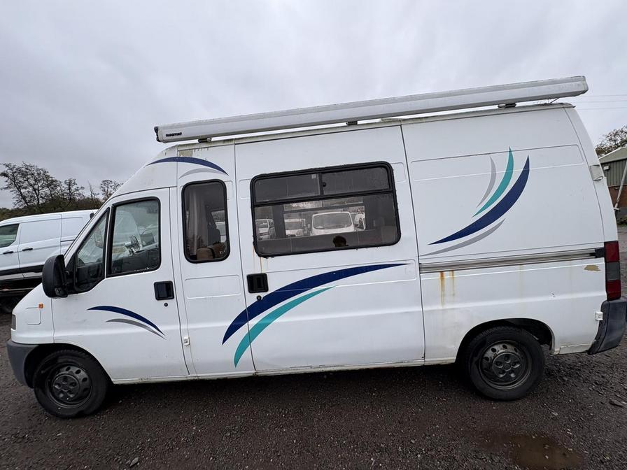 2002 Peugeot Boxer – Model: Boxer 320 LWB – GF02URW