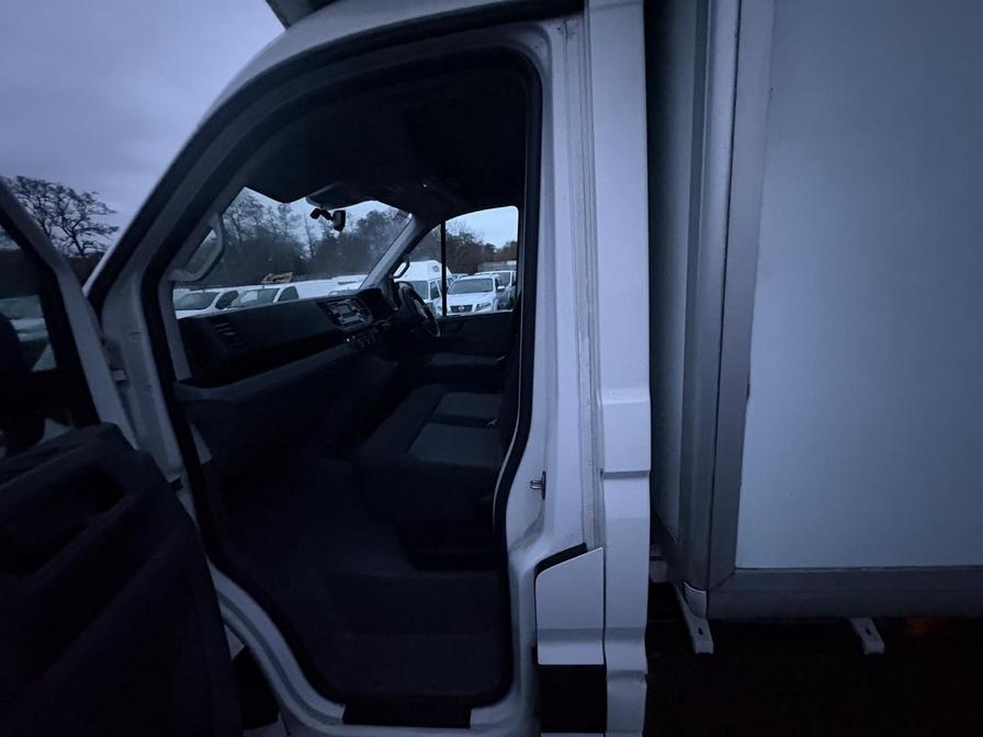 2021 Volkswagen Crafter – Model: Crafter CR35 Startline TDI Auto – RV21ZRG