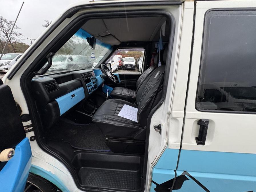 2001 Volkswagen Transporter – Model: 1200 TDI LWB – X801WPT