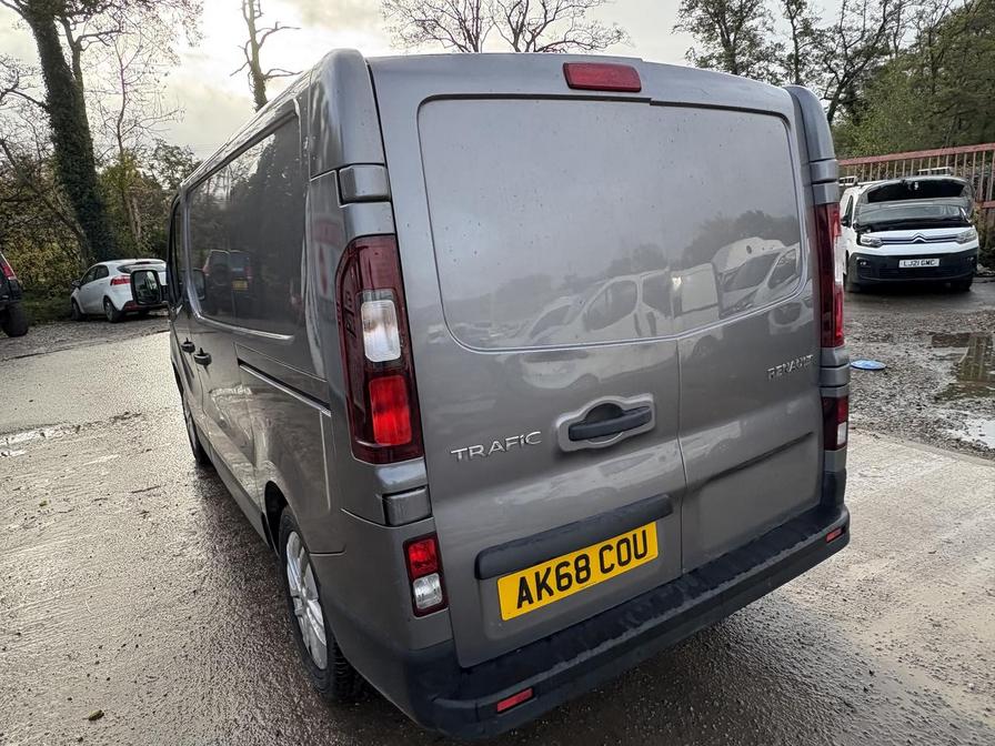 2018 Renault Trafic – Model: Trafic SL27 Sport Nav dCi – AK68COU