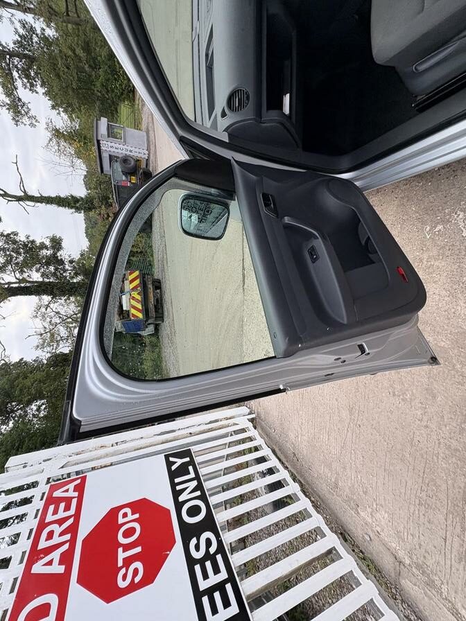 2014 Volkswagen Caddy MaxI – Model: Caddy Maxi C20 Highline TDI BlueMotion Technology – GP14NWT