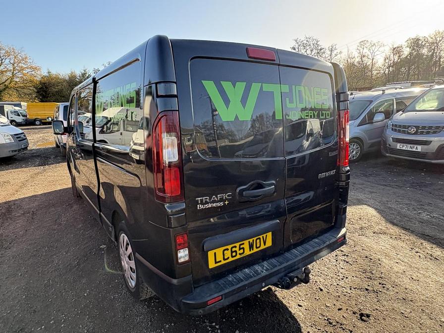 2015 Renault Trafic – Model: Trafic LL29 Business+ dCi – LC65WOV