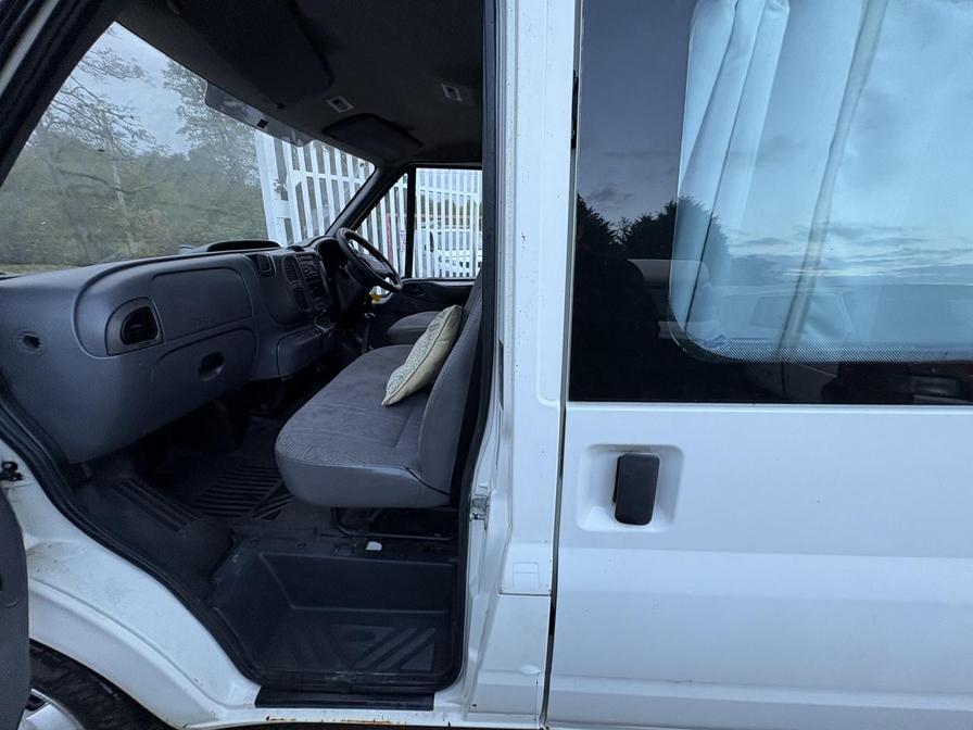 2005 Ford Transit – Model: Transit 350 LWB – YP55SOH