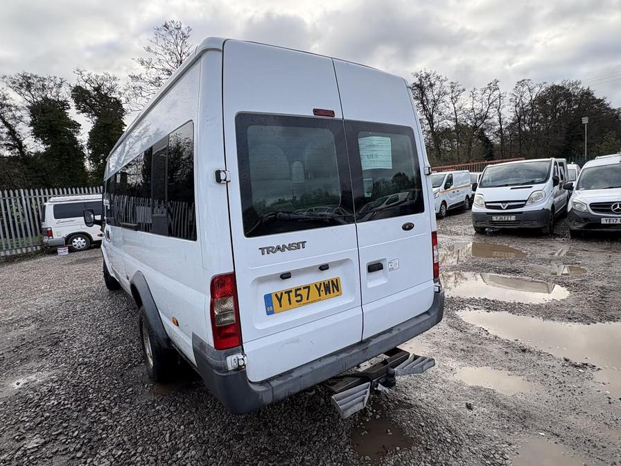 2007 Ford Transit – Model: Transit 100 17-Seat RWD – YT57YWN