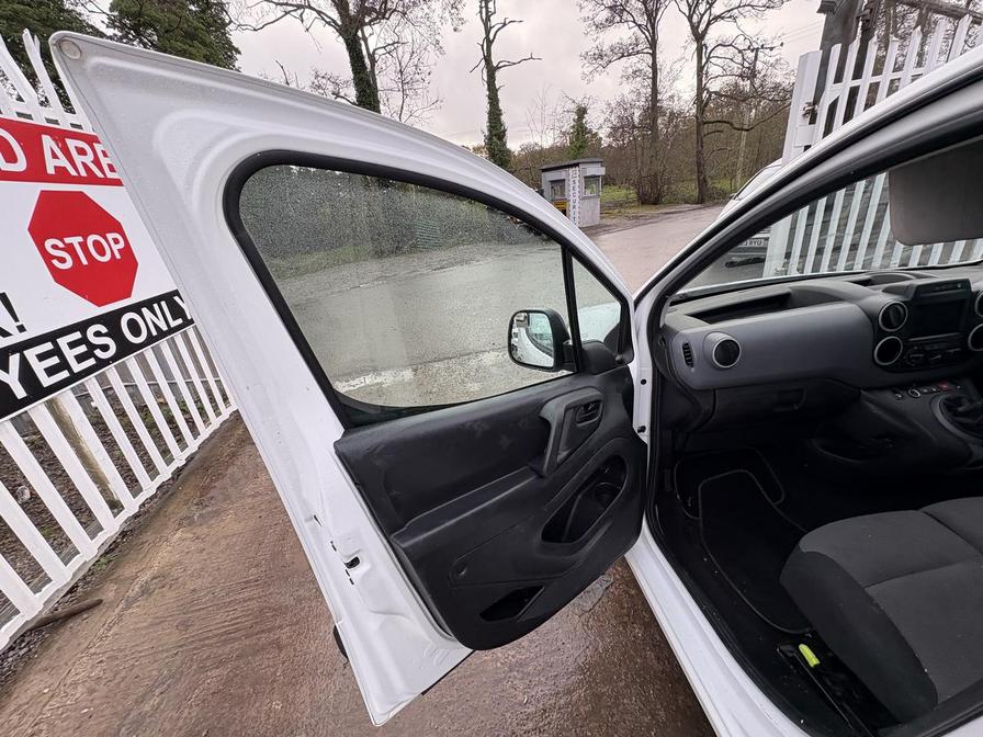 2018 Citroen Berlingo – Model: Berlingo 850 Enterprise Blue HDi – LD18DVC