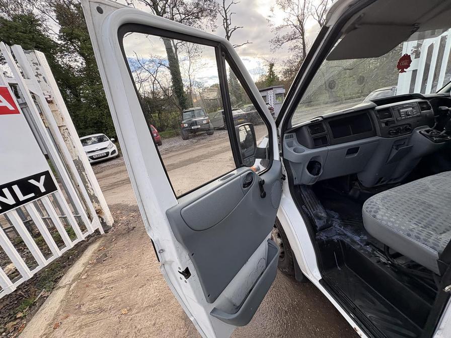 2007 Ford Transit – Model: Transit 100 T350 LWB RWD – BD07PDY