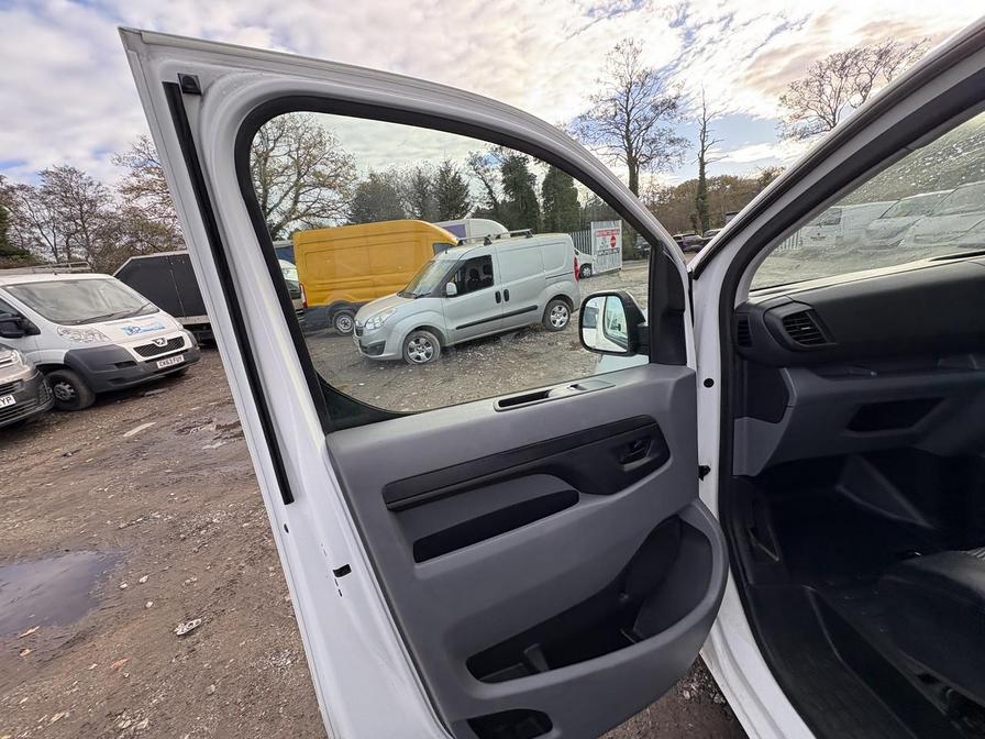 2020 Citroen Dispatch – Model: Dispatch 1000 Enterprise Blue HDi S/S – AY20CVP/DE69EAN