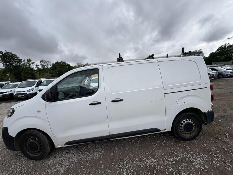 2017 Peugeot Expert – Model: Expert Professional Standard Blue HDi – SD17ZTO