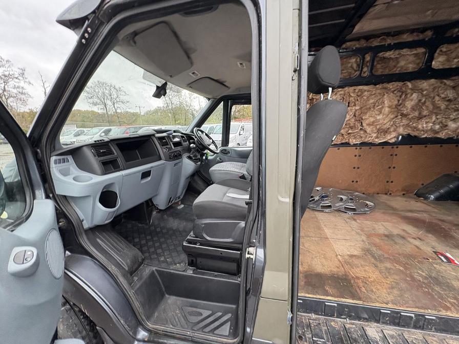 2011 Ford Transit – Model: Transit 115 T350 MWB Trend RWD – T666NRG