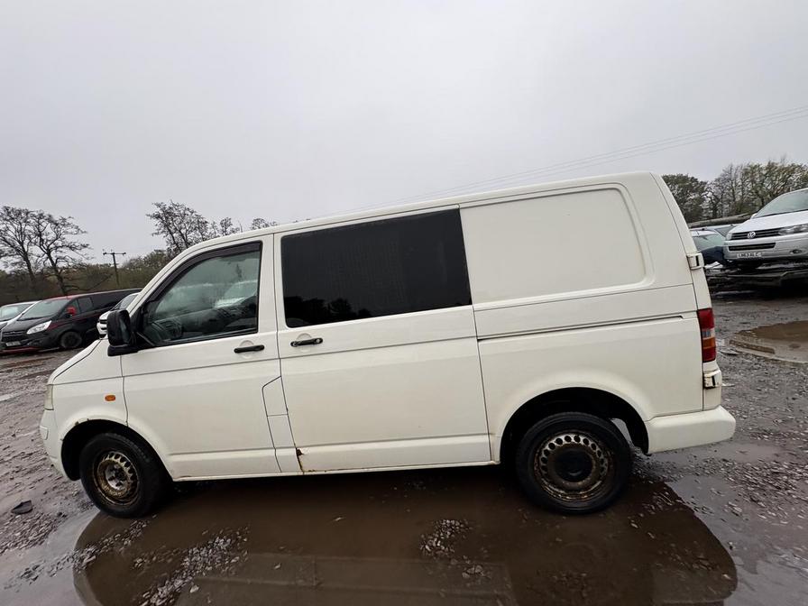 2007 Volkswagen Transporter – Model: Transporter T28 84 TDI SWB – BK57HCL