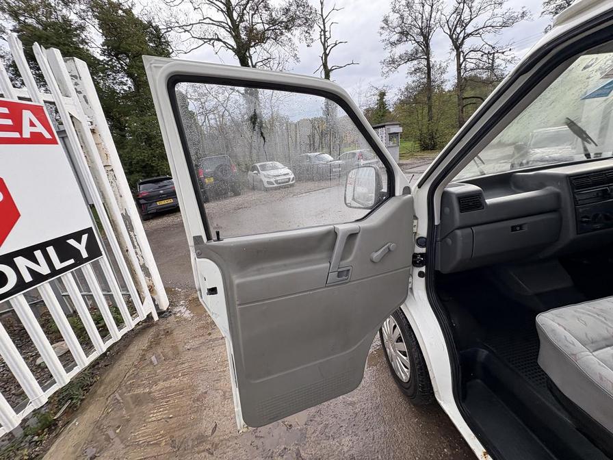 1996 Volkswagen Transporter – Model: 1200 D LWB – N684EDT