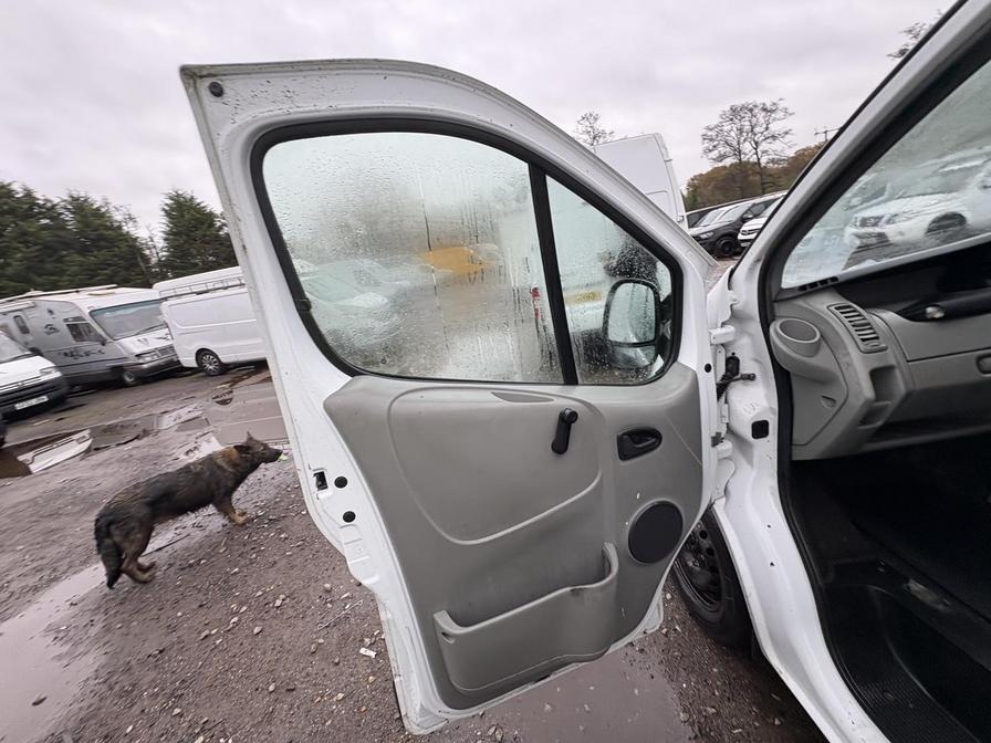 2010 Renault Trafic – Model: Trafic SL29 DCI 115 – HY60WZX